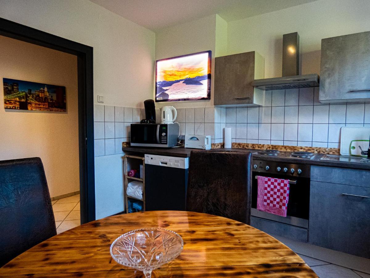 #121 Grosse, Gemuetliche Wohnung In Remscheid-City Exterior foto